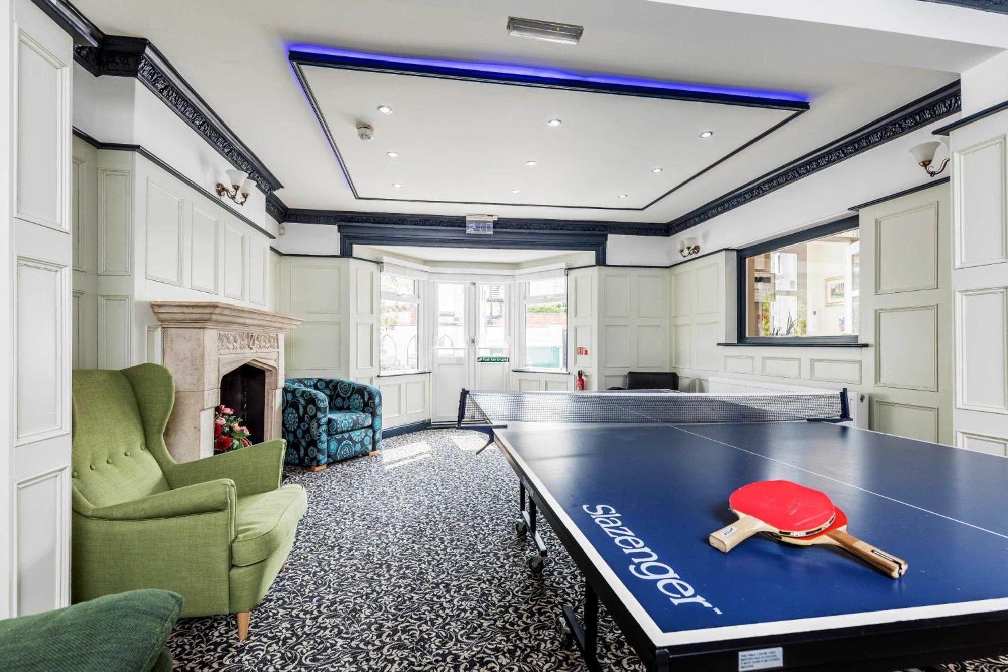 Deluxe Studios With Spa Included Portsmouth Exteriör bild