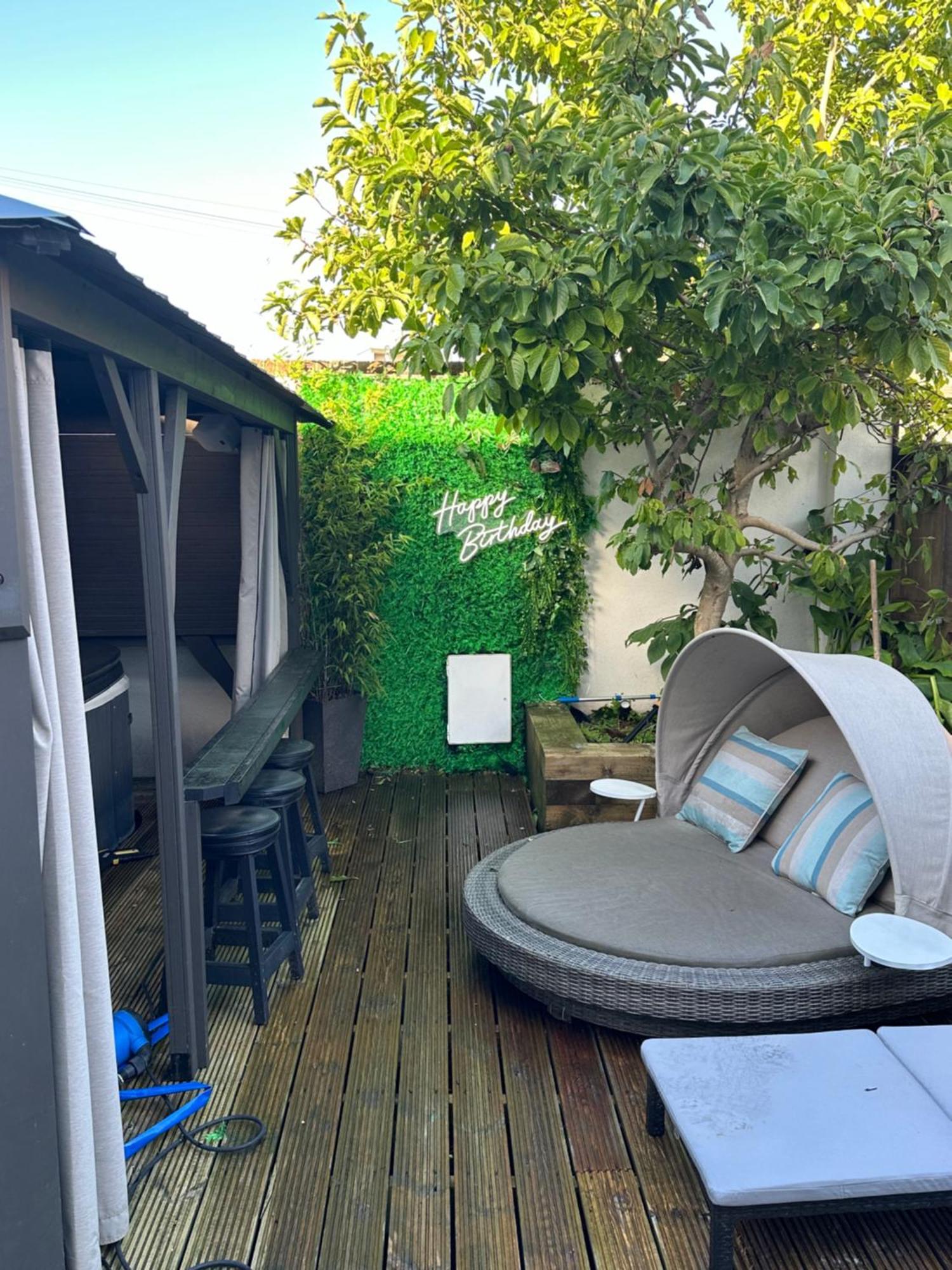 Deluxe Studios With Spa Included Portsmouth Exteriör bild
